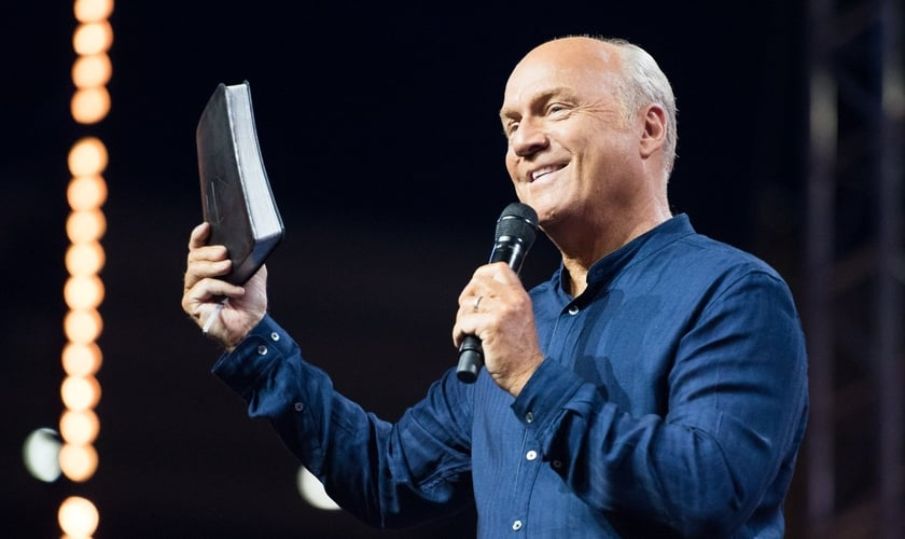 Greg Laurie evangelizará na universidade onde Charlie Kirk morreu
