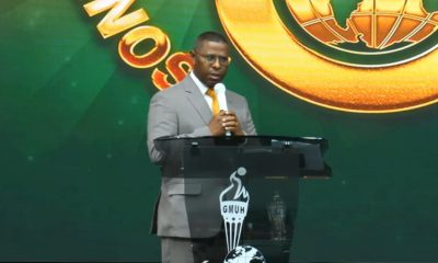 Osiel Gomes critica ‘tambor’ e ‘parede preta’: ‘Bota evangelho!’