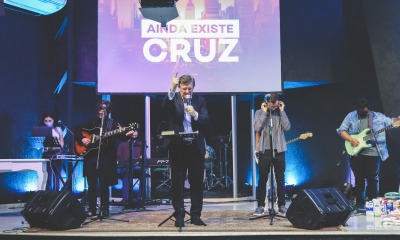 Pastor Paulo Böhm durante pregação