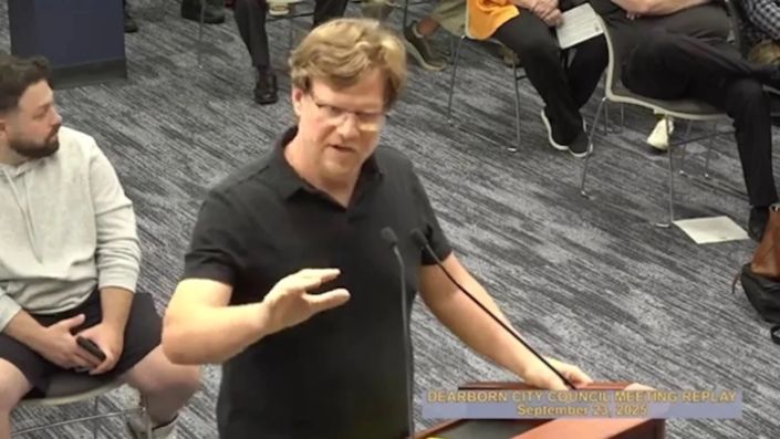 Pastor encoraja cristãos ao debate após confronto com prefeito muçulmano
