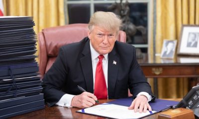 Trump sai em defesa de Bolsonaro e acusa Brasil de perseguição política