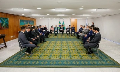 Presidente Jair Bolsonaro com pastores