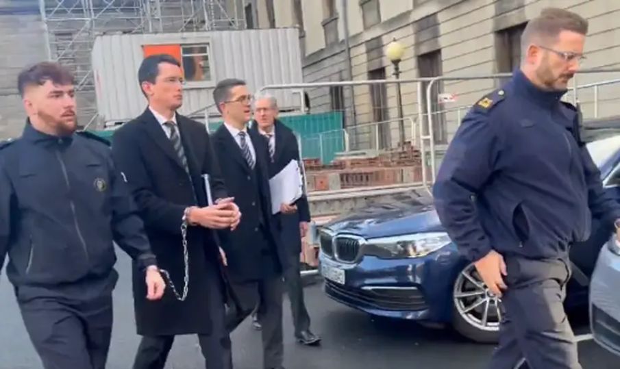 Por rejeitar linguagem neutra, professor cristão é preso pela 3ª vez