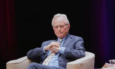 Dawkins abandona grupo ateu após divergência sobre gênero