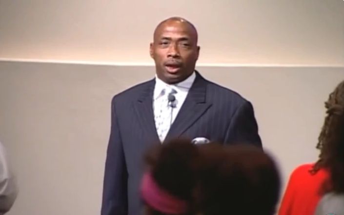 Adolescente acusa pastor de abuso sexual durante aconselhamento