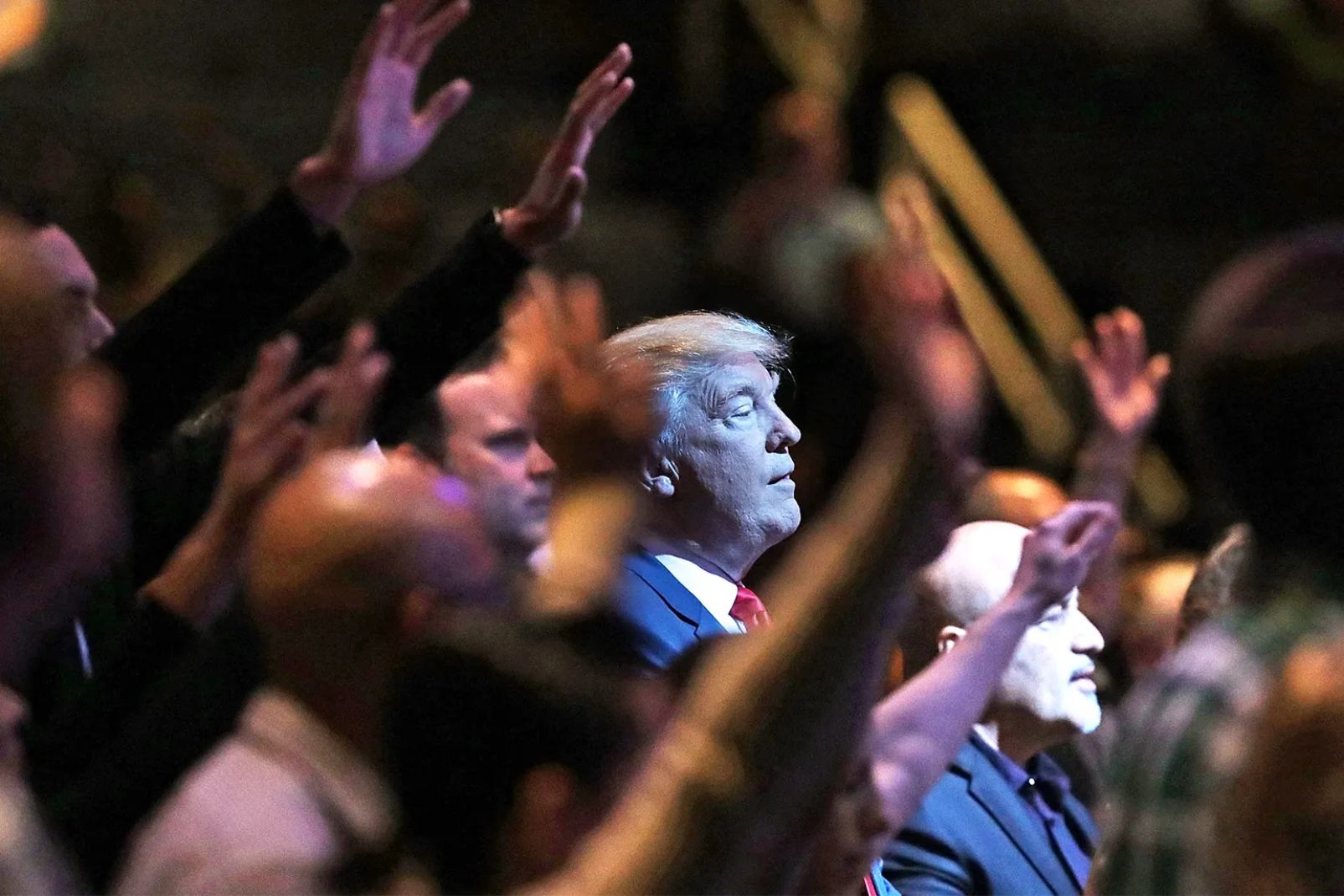 Nos EUA, servidores poderão evangelizar e realizar orações